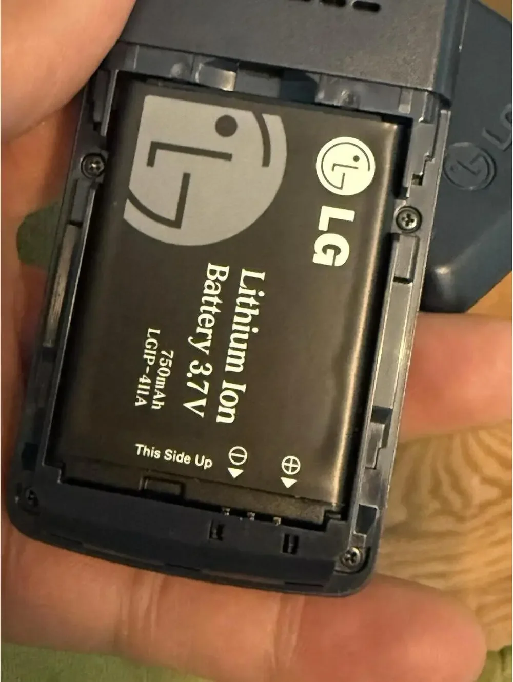 LG CG-180- Space Black (AT&T) GO PHONE ( Untested ) No Power Cord